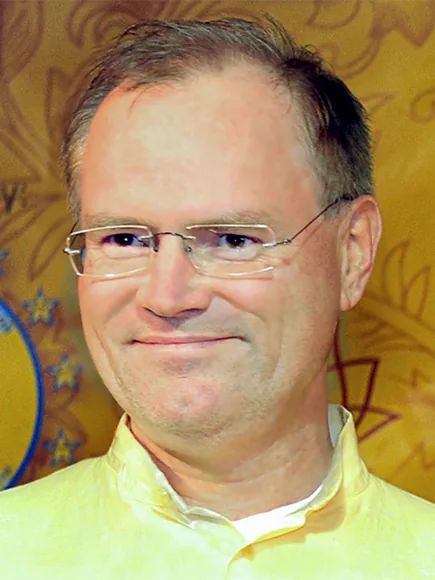 Portrait of Sukadev Volker Bretz